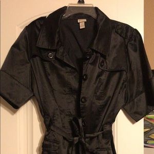 Super cute satin material Lane Bryant Venezia brand shirt sleeve jacket